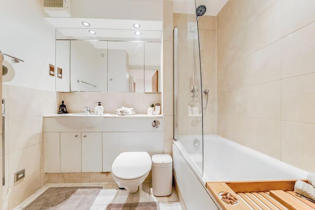 Spacious 1 Bedroom Apt Near Marble Arch Лондон Екстер'єр фото